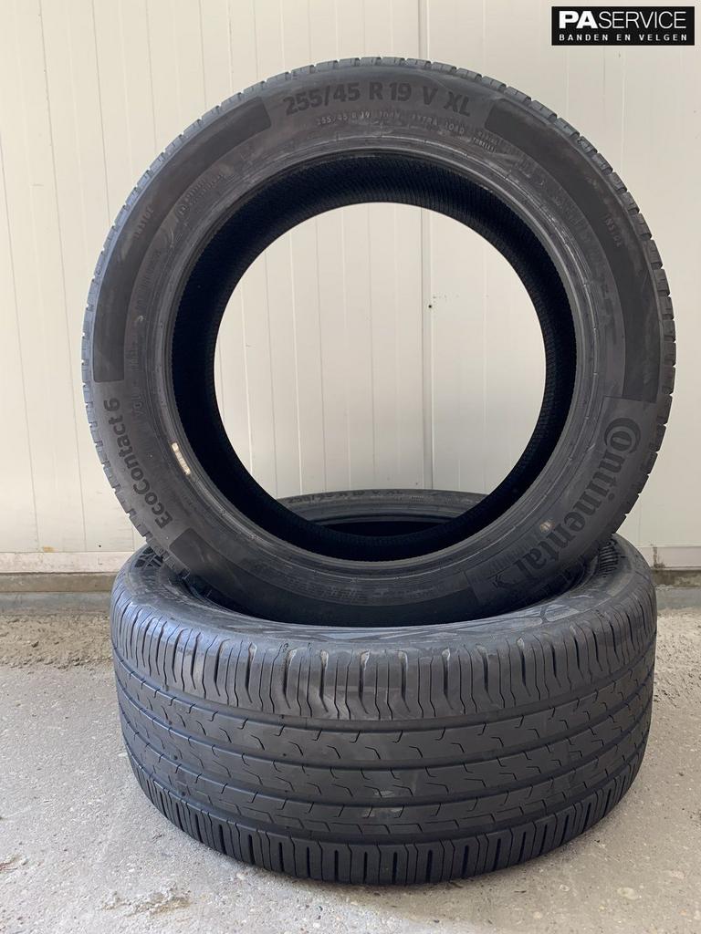2x Continental 255 45 19 zomerbanden met 6,1 mm, 19 inch, Gebruikt, 255 mm, -