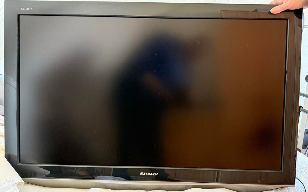Gratis Sharp flatscreen 55 inch tv met afstandsbediening, Ophalen of Verzenden, Gebruikt, LCD, Sharp