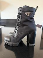 Prada laarzen met hak - Zwart, Zwart, Lage of Enkellaarzen, Ophalen of Verzenden, Gedragen