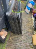 Hekjes voor op bijv op de camping., Tuin en Terras, Ophalen, Gebruikt, IJzer, Met poort