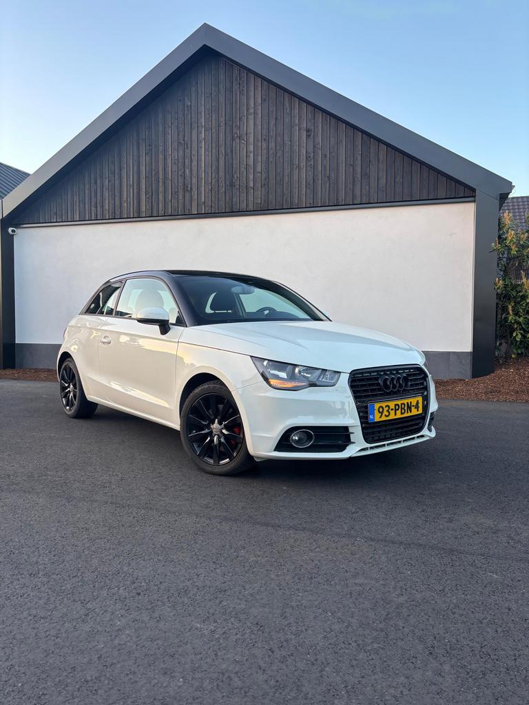 Audi A1 1.4 Tfsi 90KW 2011 Wit, Auto's, Voorwielaandrijving, A1, 4 stoelen, Origineel Nederlands