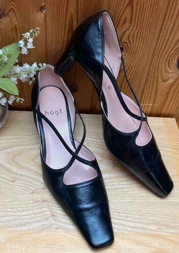 Hogl schoenen maat 5.5/38.5, Kleding | Dames, Schoenen, Zo goed als nieuw, Schoenen met lage hakken, Zwart, Ophalen of Verzenden