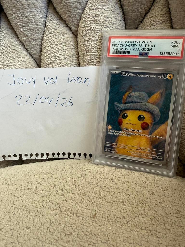 Pikachu van Gogh PSA 9, Ophalen of Verzenden, Zo goed als nieuw
