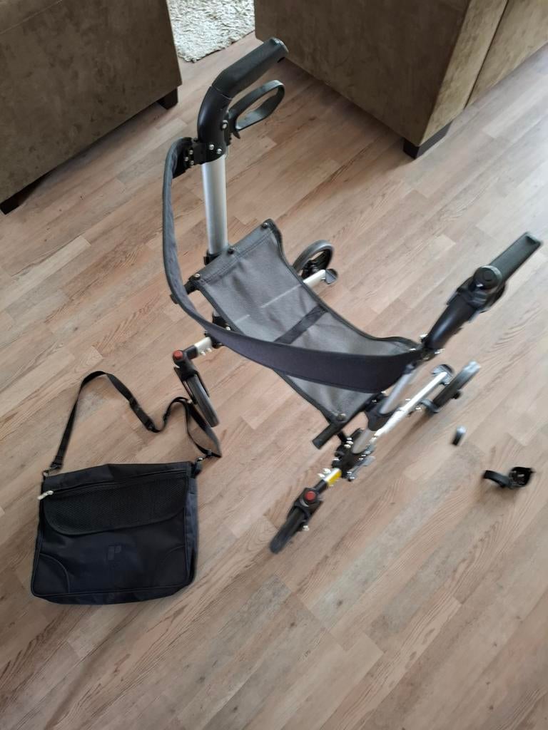 Rollator, Ophalen, Inklapbaar, Zo goed als nieuw