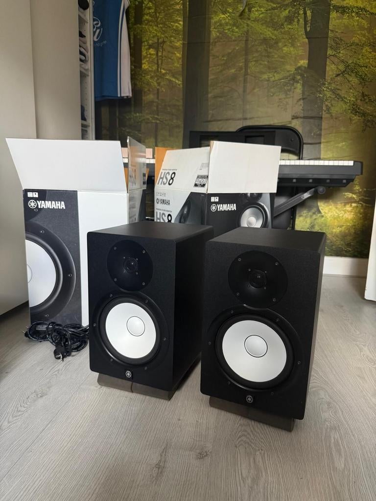 2 x Yamaha HS8 studio monitors/speakers, Audio, Tv en Foto, Luidsprekers, Zo goed als nieuw, 120 watt of meer, Front, Rear of Stereo speakers