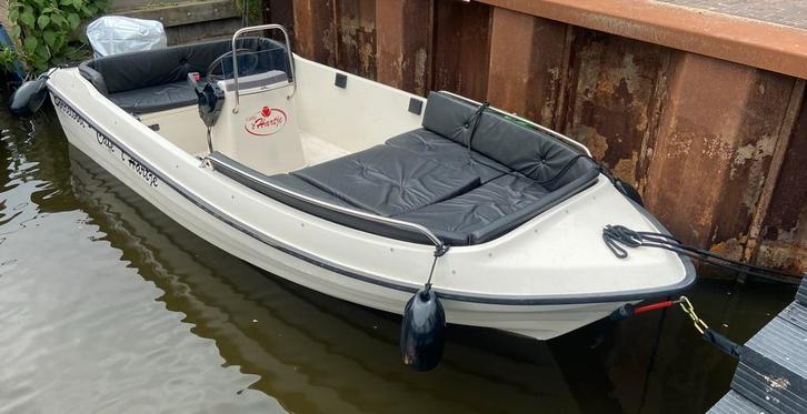 Open motorboot 4.5m + 9.8pk 4T + trailer, Watersport en Boten, Motorboten en Motorjachten, Gebruikt, Polyester, Tot 6 meter, Benzine