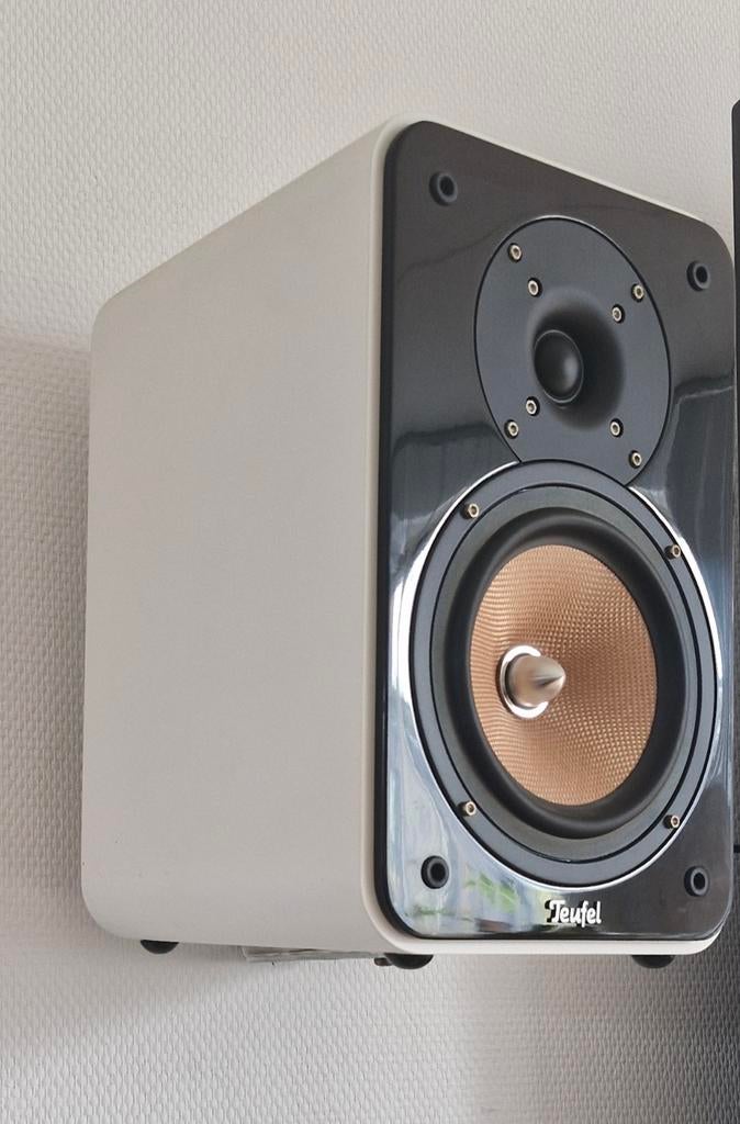Complete Teufel speaker set bestaat uit 6 boxen, Ophalen, Zo goed als nieuw, 120 watt of meer, Overige merken