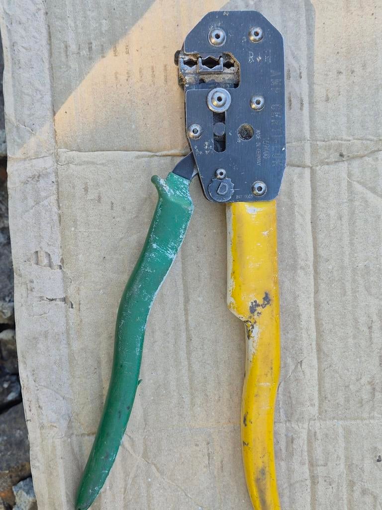 AMP krimptang, Ophalen, Gebruikt