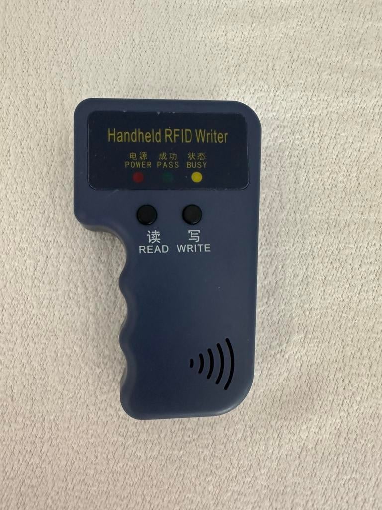 125kHz RFID Handheld Kloner / Copier - EM4100, HID, AWID, Hobby en Vrije tijd, Elektronica-componenten, Ophalen, Zo goed als nieuw