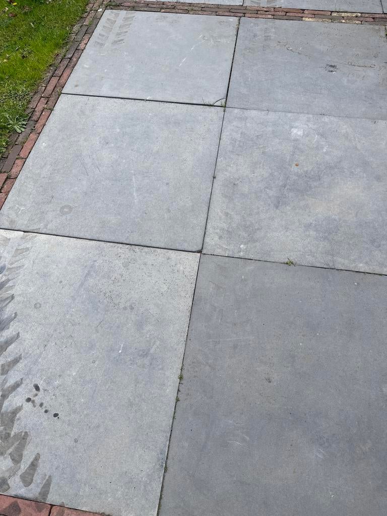 Gratis af te halen: Grote partij tegels (ca. 90 m²), Doe-het-zelf en Verbouw, Tegels, Gebruikt, Ophalen of Verzenden, 10 m² of meer