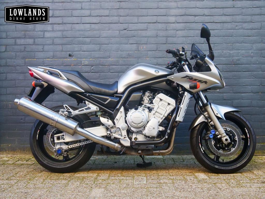YAMAHA FZS 1000 FAZER (bj 2003), Motoren, 4 cilinders, Motorrijbewijs A, Bedrijf, Onbekend