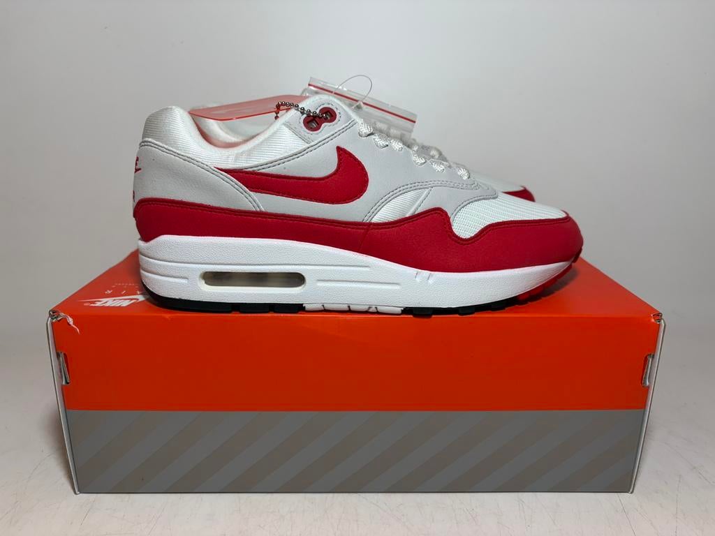 Nike Air Max 1 Anniversay Red, Kleding | Heren, Schoenen, Overige kleuren, Nieuw, Ophalen of Verzenden, Sneakers of Gympen