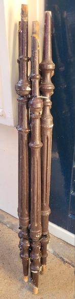 Voor reatauratie: 7 Oude houten balusters uit traphek, Ophalen of Verzenden