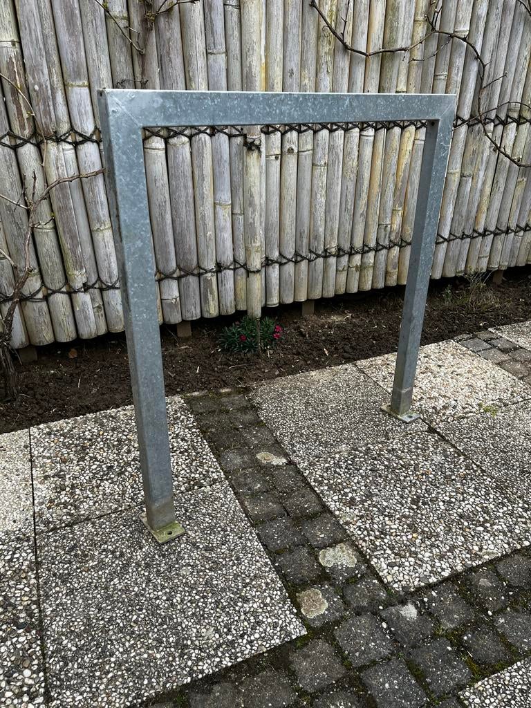 Gegalvaniseerde fietsbeugel, Fietsen en Brommers, Ophalen, Zo goed als nieuw