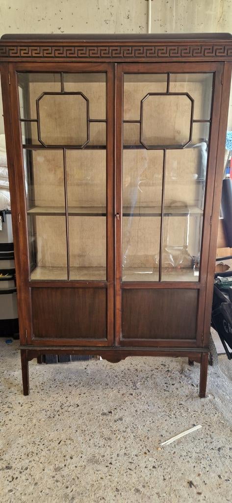 Antieke Vitrinekast - Klassiek Design met Glazen Deuren, Huis en Inrichting, Kasten | Vitrinekasten, Ophalen, 100 tot 150 cm, Glas