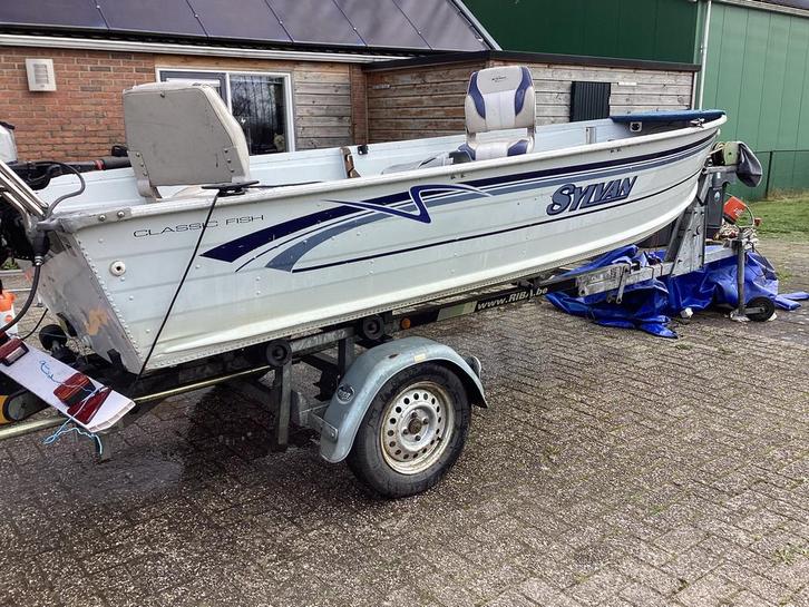 Sylvan aluminium boot gewijzigd 3 april, Watersport en Boten, Vis- en Consoleboten, Gebruikt, 10 tot 30 pk, 3 tot 6 meter, Benzine