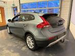 Volvo V40 Cross Country 1.5 T3 Polar+ Luxury Pano Stoel Verw, Parkeerassistent, 1498 cc, 4 cilinders, 700 kg