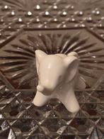 Klein wit porseleinen olifantje Goebel, Ophalen of Verzenden, Zo goed als nieuw, Dier