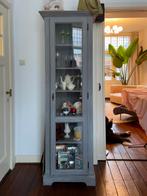 Vitrinekast greywash, Ophalen, 50 tot 100 cm, Zo goed als nieuw, 150 tot 200 cm