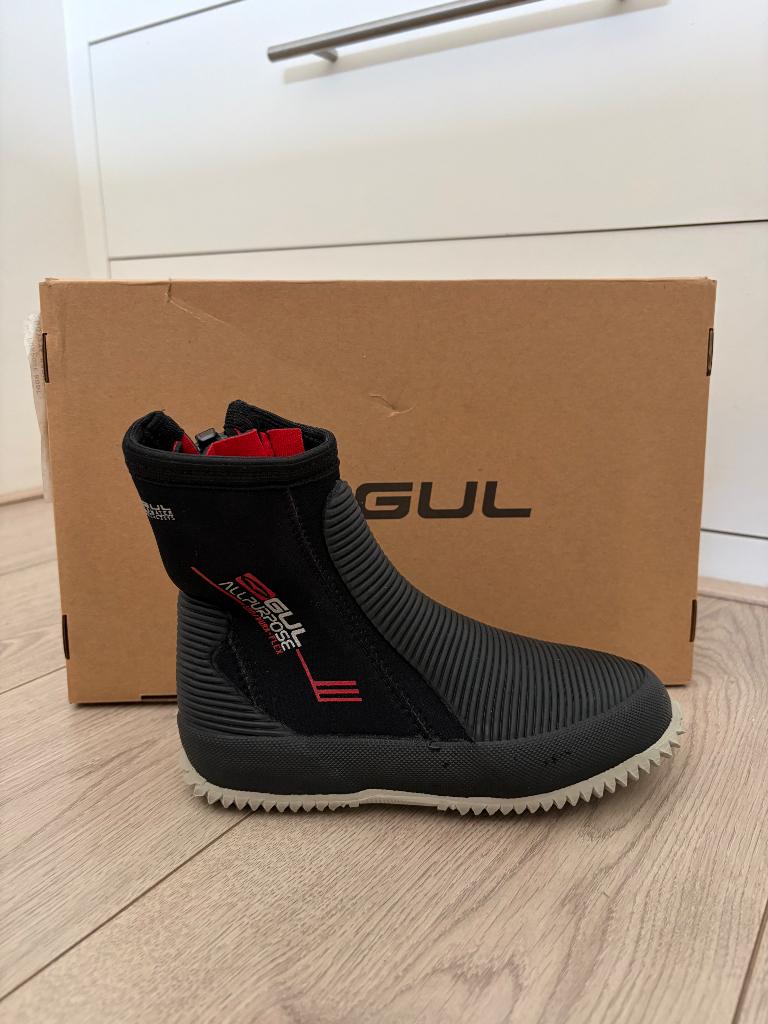 Gul surf/zeil laarsjes maat 36 5mm neopreen, Watersport en Boten, Watersportkleding, Ophalen, Kind, Zeil- of Surfschoenen, Zo goed als nieuw