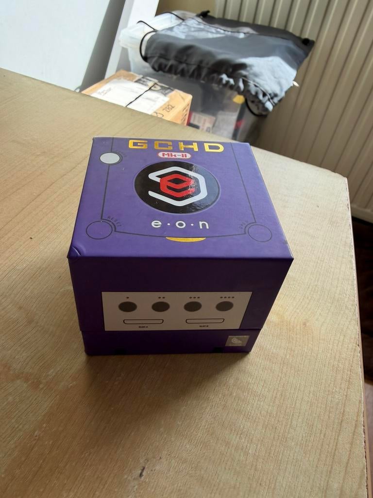 GCHD MK-II (gamecube HDMI adapter), Ophalen of Verzenden, Zo goed als nieuw, Paars, Zonder controller