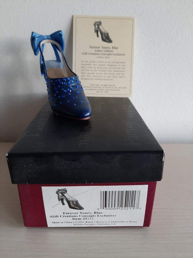 Just The Right Shoe, Ophalen of Verzenden, Zo goed als nieuw