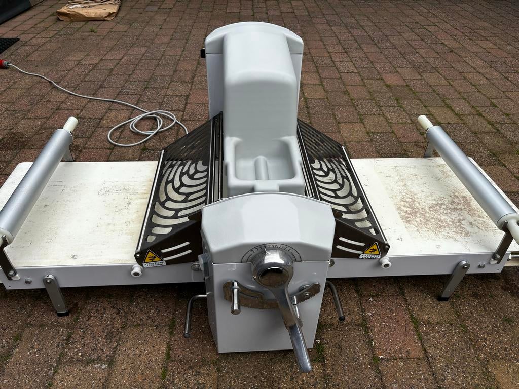 Professionele Deeglamineer Wals - Tafelmodel 400V, Ophalen, Gebruikt, Bakkerij en Slagerij