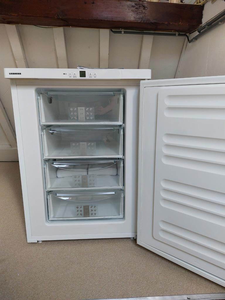 Liebherr vriezer 4 lades als nieuw, Witgoed en Apparatuur, Zo goed als nieuw, Ophalen, Vrieskast, 85 tot 120 cm