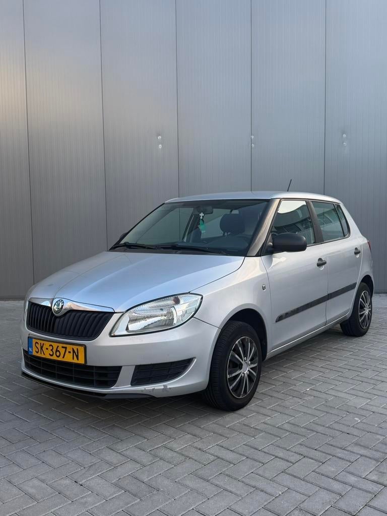 Skoda Fabia 1.4 2012, Handgeschakeld, Particulier, Zilver of Grijs, Fabia