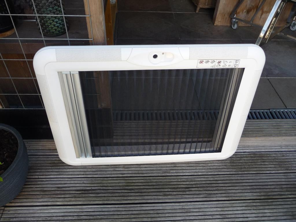 Nog Goed werkend Binnenkader voor een HEKI 3 dakluik 96x65.5, Ophalen, Gebruikt