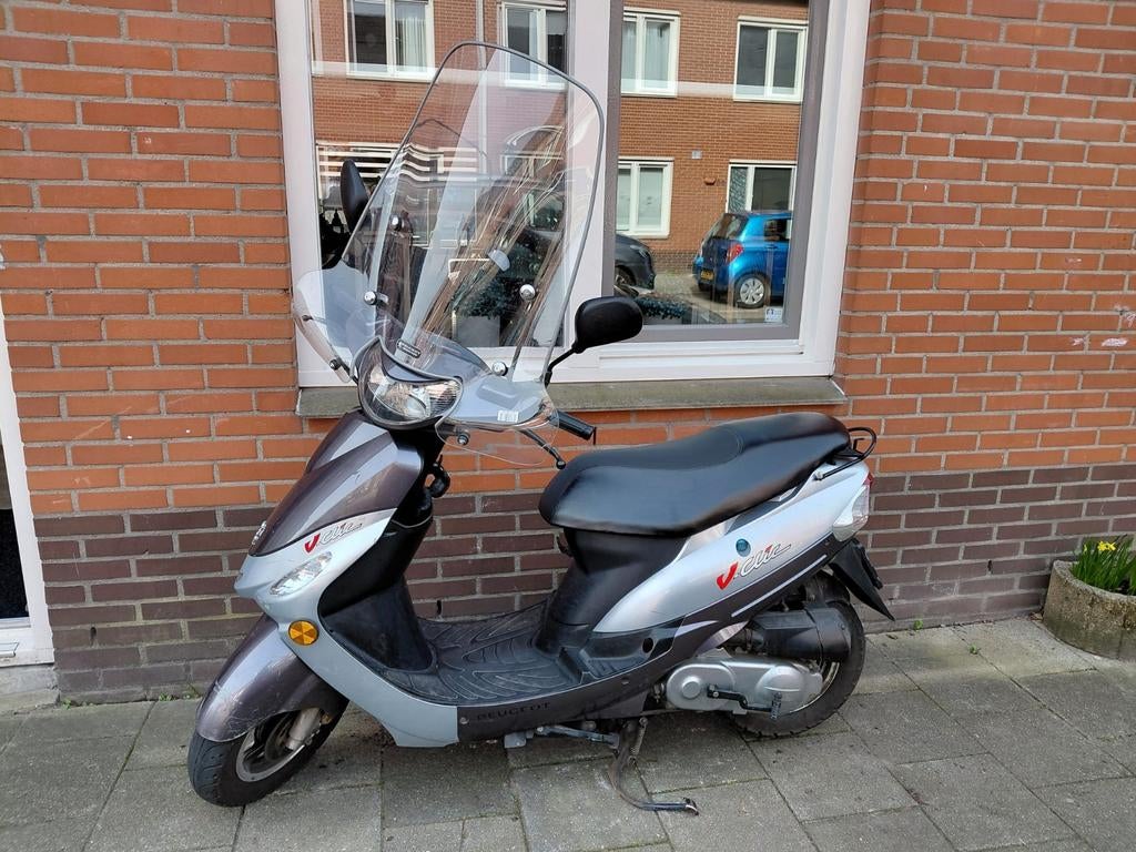 Peugeot V-Clic Scooter uit 2014 - Goede staat, Ophalen of Verzenden, Gebruikt, Overige modellen