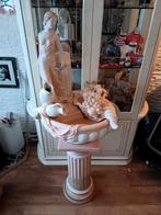 Grote decoratieve fontein met beeld, Ophalen