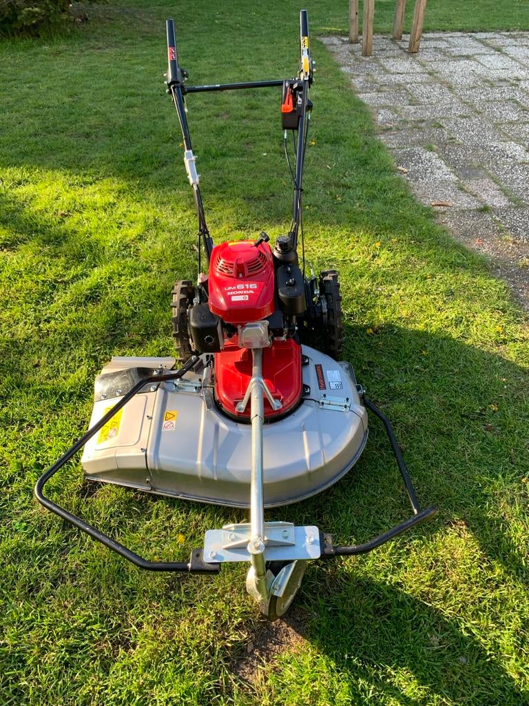 Honda UM 616 Ruwterrein Grasmaaier - Bj 2024, Z.G.A.N., Ophalen, Cirkelmaaier, Zo goed als nieuw, Benzine-grasmaaier