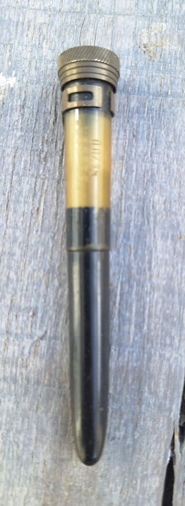 Antieke "BELZER" 5420D penoliebus met blauwe dop, Verzamelen, Militaria | Tweede Wereldoorlog, Overige soorten, Overige typen