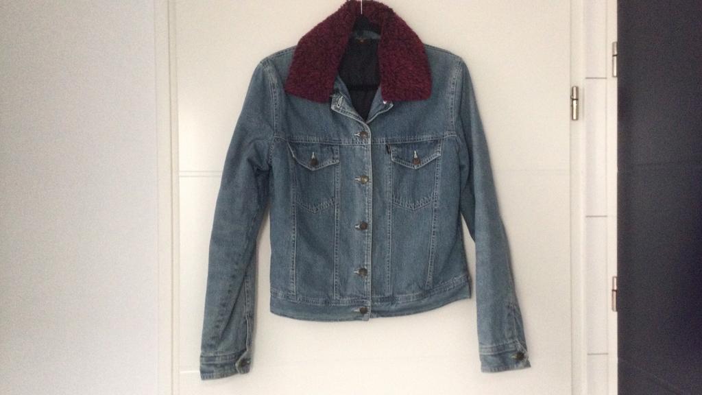 Lake Side thermo spijkerjasje met bordeaux rode kraag maat S, Ophalen of Verzenden, Zo goed als nieuw, Rood