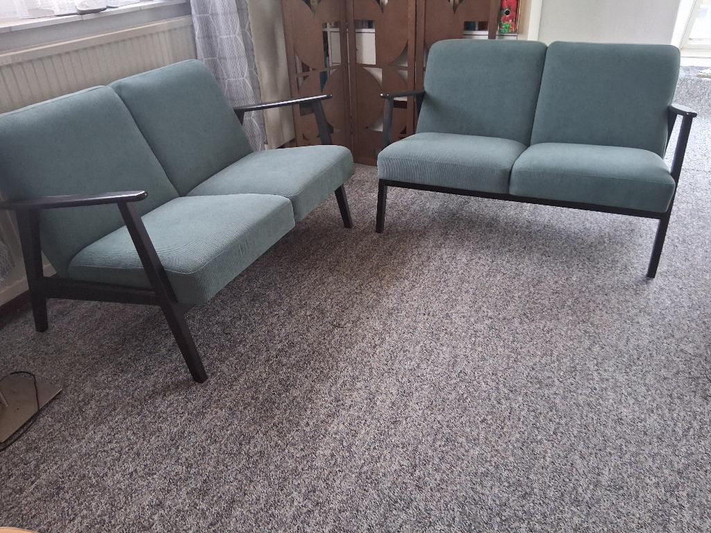 2-zits bankjes, Huis en Inrichting, Banken | Sofa's en Chaises Longues, Zo goed als nieuw, Tweepersoons, Minder dan 150 cm, 75 tot 100 cm