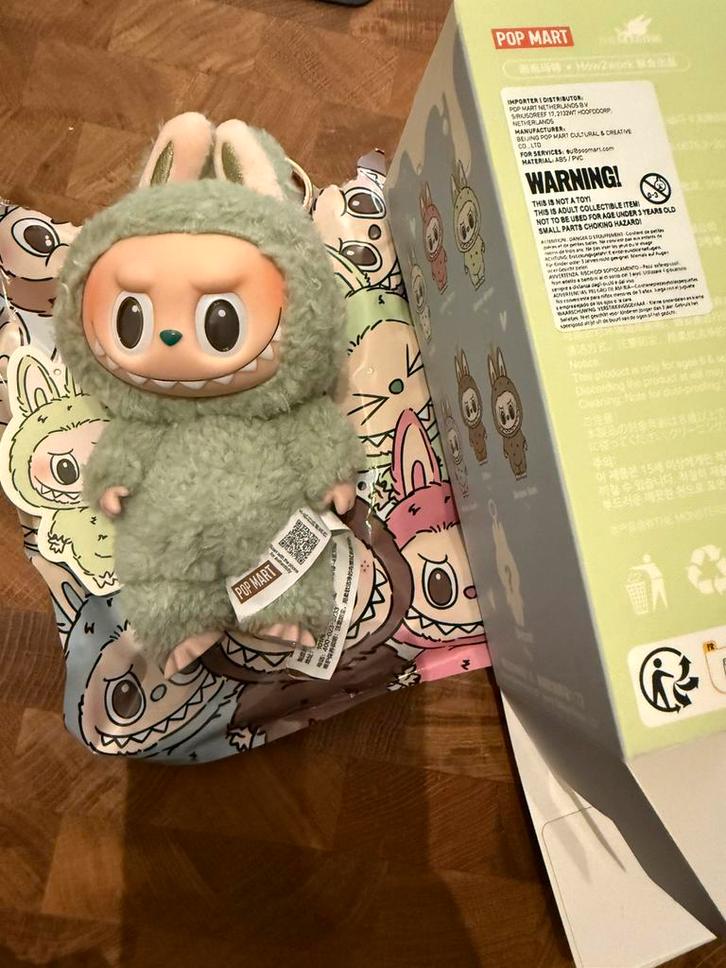 Labubu macaron green grape orgineel nieuw, Verzamelen, Poppetjes en Figuurtjes, Nieuw, Ophalen of Verzenden