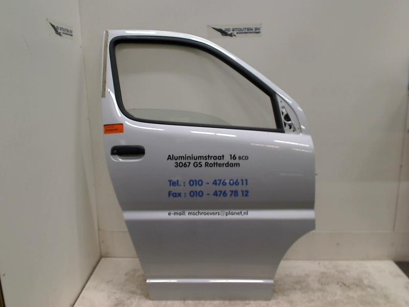 Portier Rechts Toyota HiAce II (2001-09/2006-09), Gebruikt, Kundenbetreuung@toyota.de, Toyota-Allee 2, Köln 50858, , Duitsland
