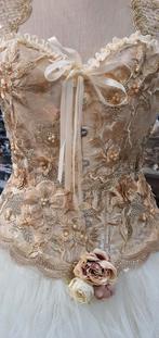 Prachtige brocante paspop met een unieke tule rok., Paspop, Ophalen of Verzenden