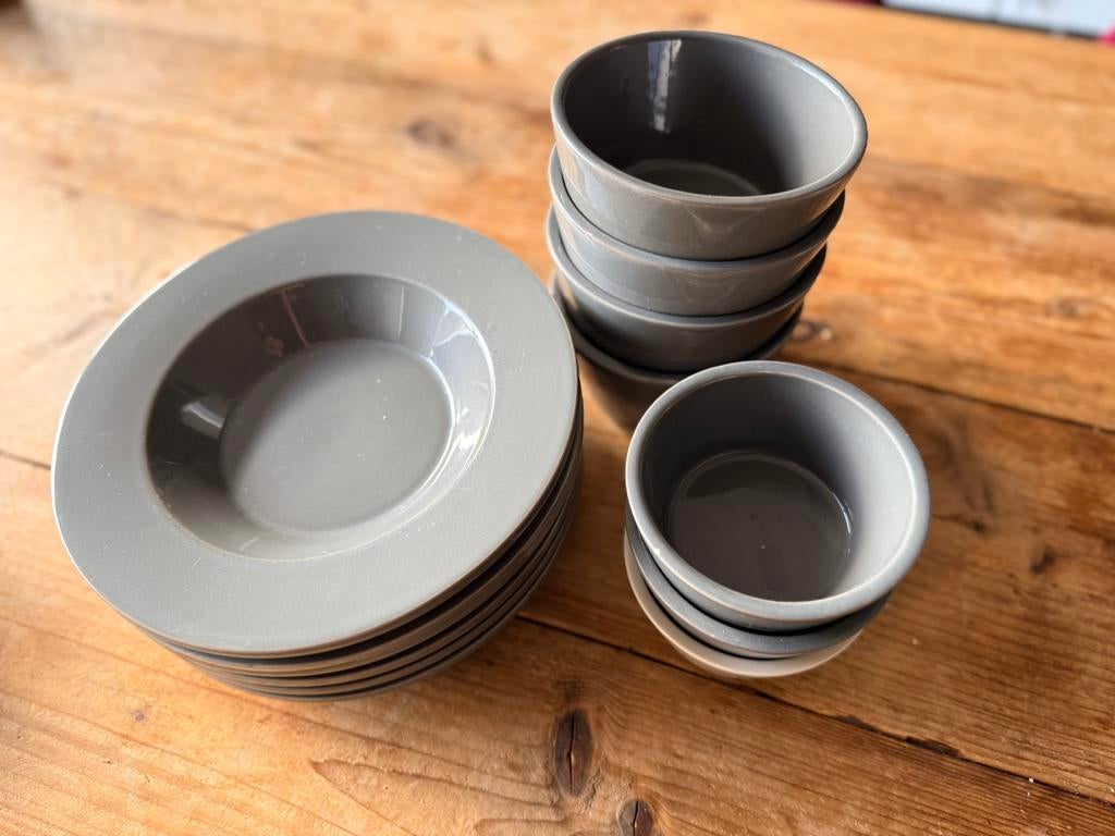 Piet Hein Eek schalen & diepe borden – design servies, Ophalen, Gebruikt, Bord(en), Overige stijlen