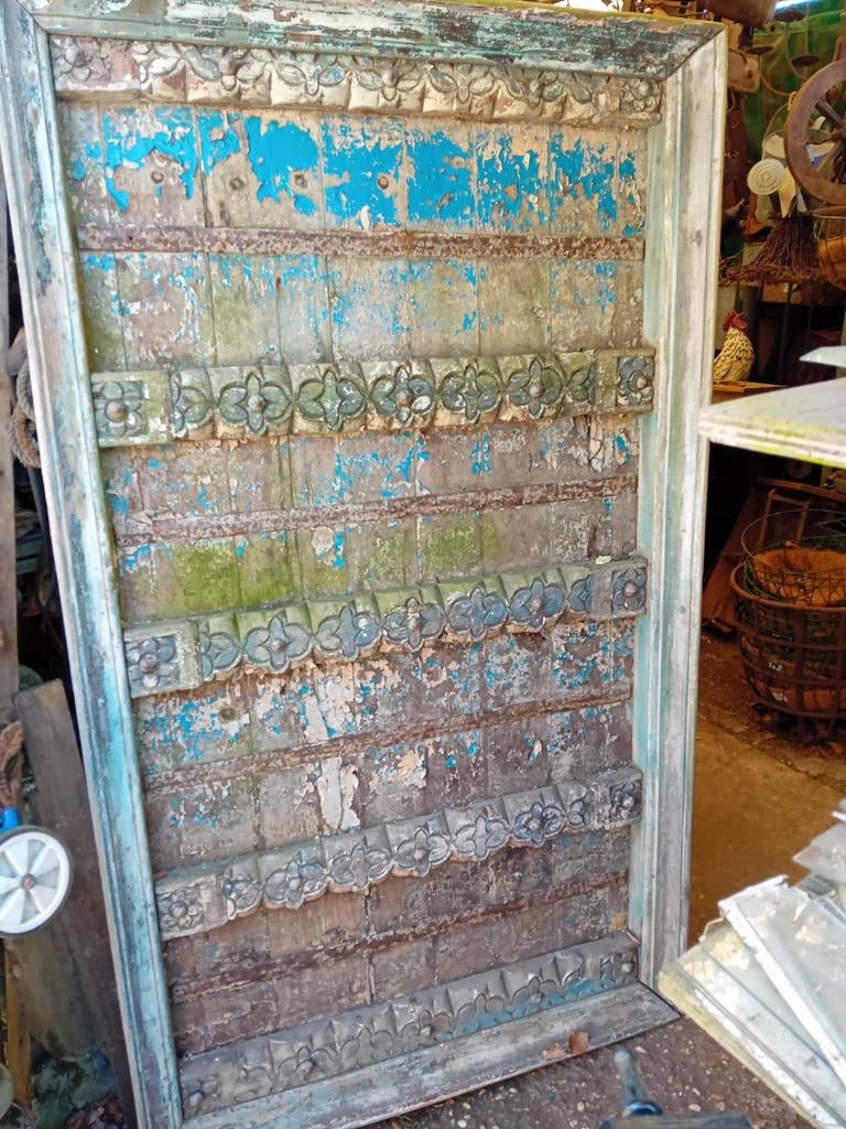 Antieke deur/paneel uit India Zware decoratieve uitvoering.