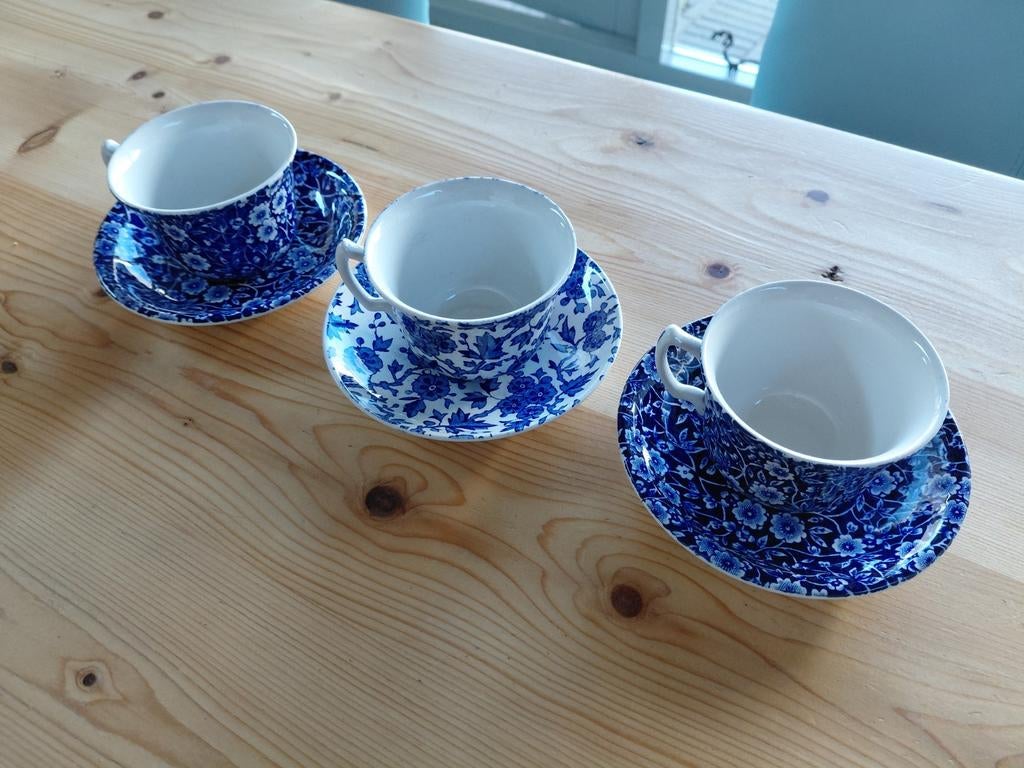 Theekopjes met schotels. Merk Burleigh. Patroon Calico en Ar, Antiek en Kunst, Ophalen of Verzenden