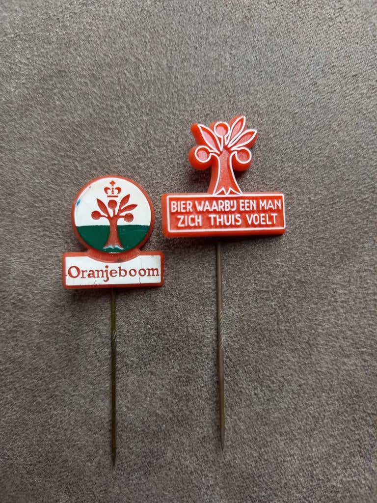 Oranjeboom speldjes, Ophalen of Verzenden, Gebruikt