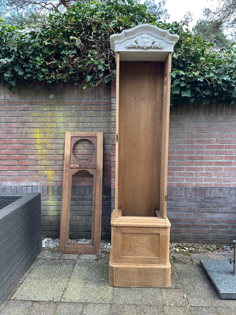 Restauratieproject: behuizing van -antieke?- staande klok, Ophalen