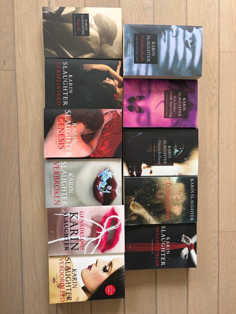 Karin Slaughter Boekenpakket - 12 Thrillers, Ophalen of Verzenden, Gelezen, Nederland
