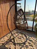 Comfortabele rotan hangstoel met standaard, Huis en Inrichting, Ophalen, Gebruikt, Bruin, Riet of Rotan