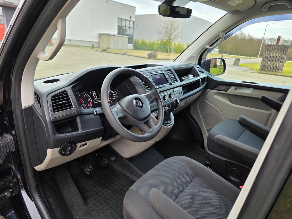 Volkswagen Transporter 2.0 TDI L1H1 Highline 18"/AIRCO/cruis, Voorwielaandrijving, Gebruikt, Euro 6, 4 cilinders
