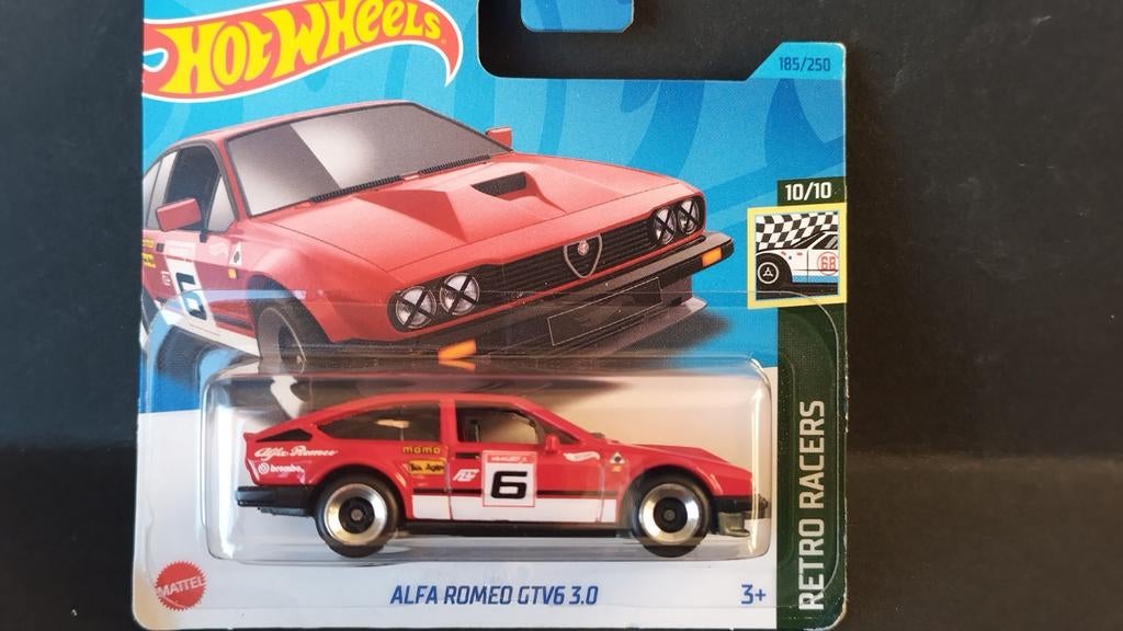 Alfa Romeo GTV 6 3.0 rood 1:64 Hotwheels Pol, Auto, Verzenden, Nieuw, 1186MJ 1 NL