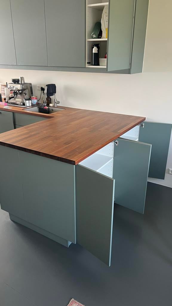 Keukeneiland met houten blad en greeploze kasten, Huis en Inrichting, Keuken | Keukenelementen, Ophalen, 100 tot 150 cm, 150 tot 200 cm