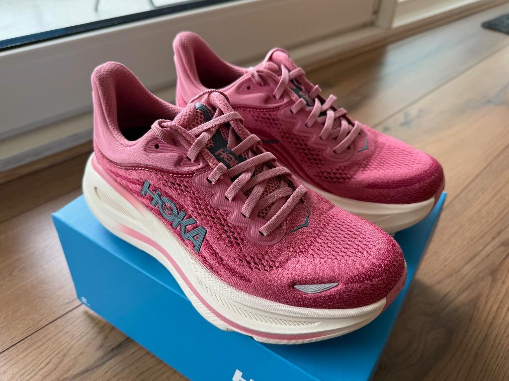 HOKA Bondi 9 – Dames – Maat 39 1/3 – Zo goed als nieuw, HOKA, Sportschoenen, Ophalen of Verzenden, Zo goed als nieuw